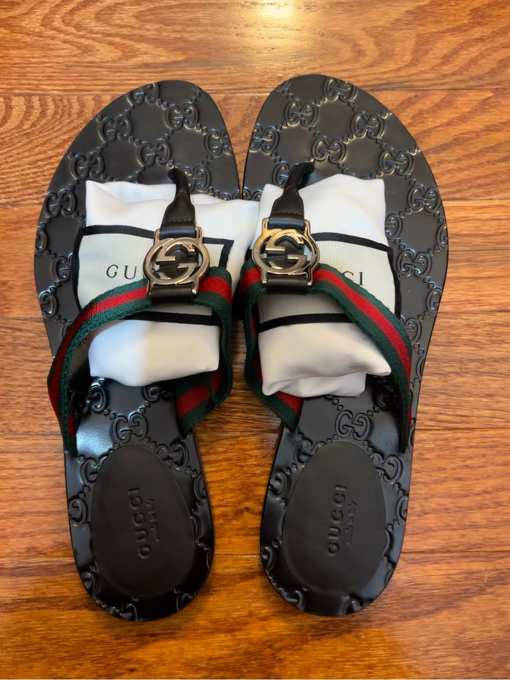 Gucci Black Leather Logo Web Ribbon Sandals with Gold Hardware - Picture 3 of 4